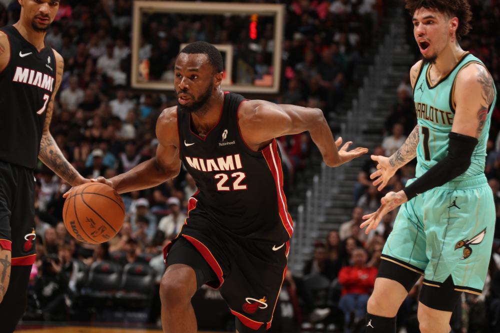 凭借出色的 凭借出色的